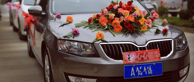 摄图网_500552201_wx_婚礼婚车（企业商用）.jpg